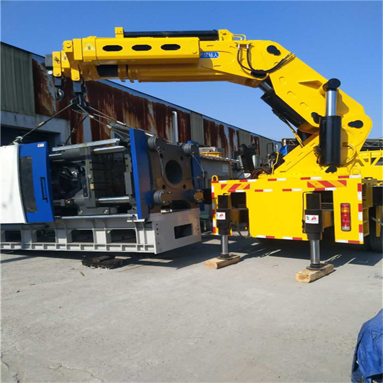 兴隆华侨农场 大吨位折臂吊出租费用解析：一小时租赁多少钱