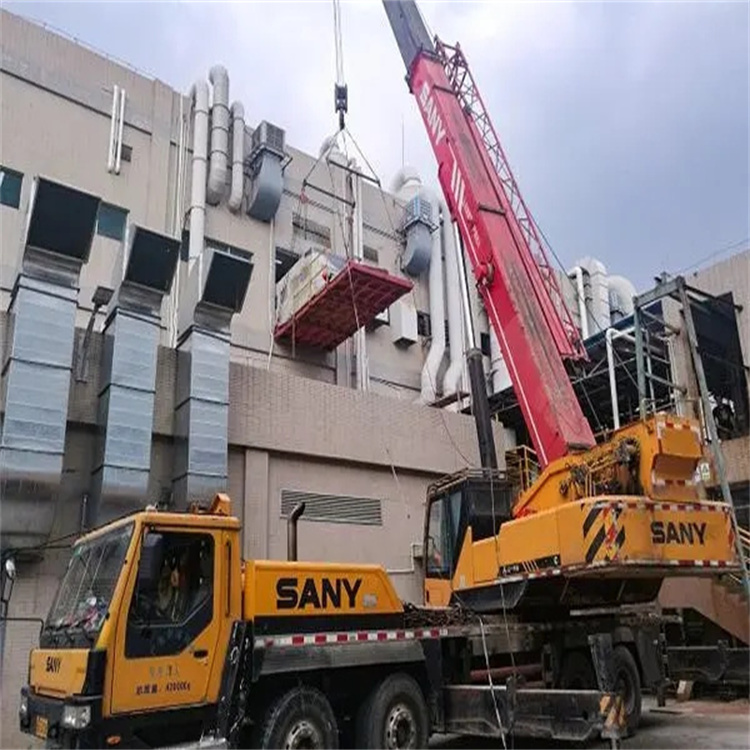 兴隆华侨农场租赁大型汽车吊，助力工程项目高效进行