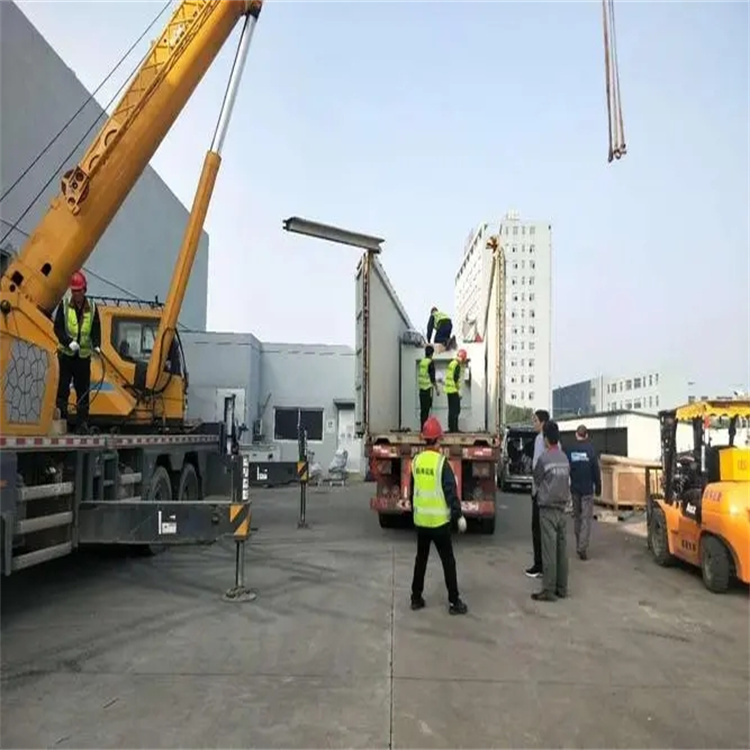 兴隆华侨农场如何找到附近的吊车救援服务