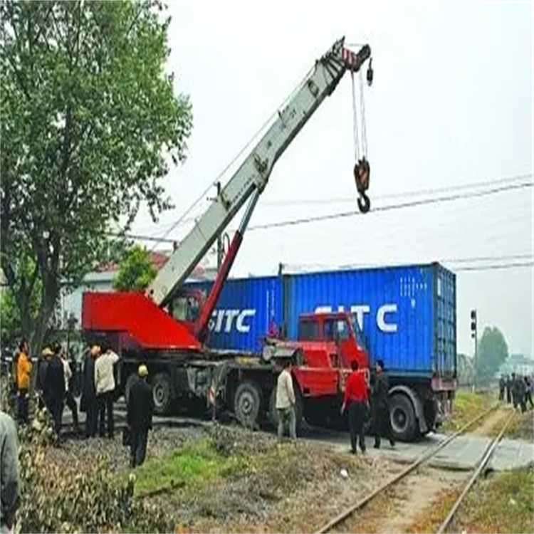 兴隆华侨农场如何快速找到附近的吊车救援公司