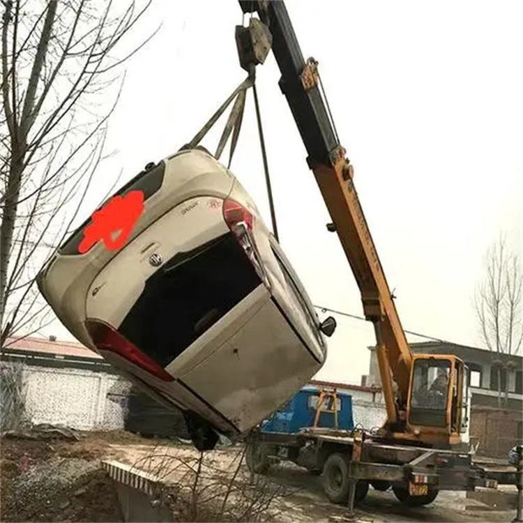 兴隆华侨农场随时待命，吊车24小时道路救援服务全解析